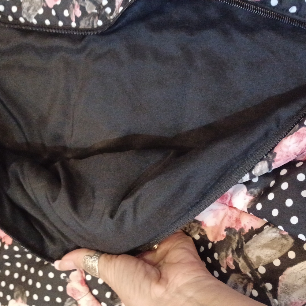 Chico's Lightly Quilted Black/White Polka Dot Flower Jacket - Picture 5 of 7